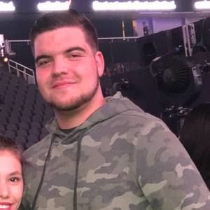 Meet your Posher, Dylan